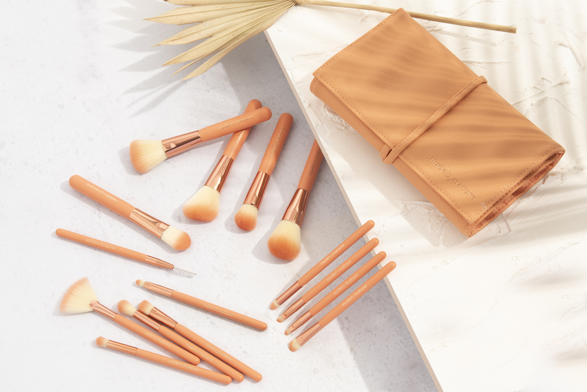 Nude by Nature Luxe Beauty Ultimate 15 Piece Brush Set