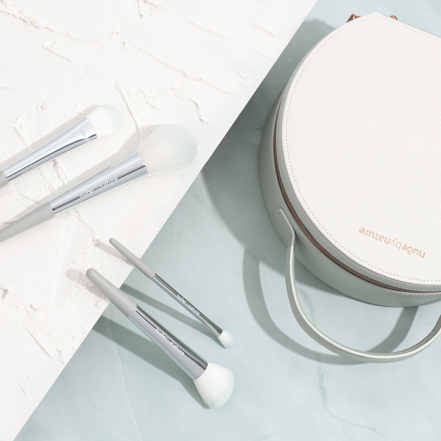 Nude by Nature On-The-Glow Luxe Makeup Case
