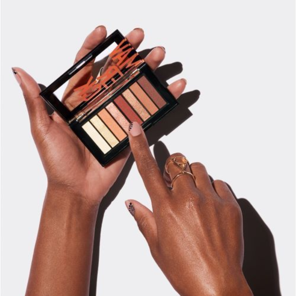 Revlon Colorstay Looks Book Eyeshadow Palette 3.4g - Maverick