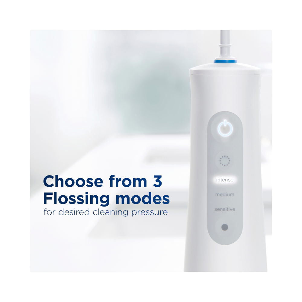 Oral-B AquaCare 6 Pro Expert Portable Irrigator Water Flosser + Replacement Jets 4 Pack Kit