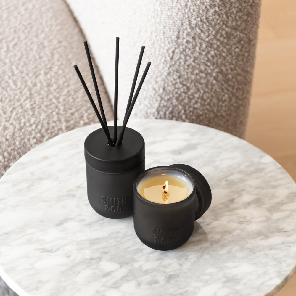 The Aromatherapy Co. Smith & Co. Limited Edition Candle 80g - Tabac & Cedarwood