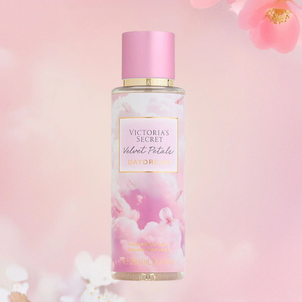 Victoria's Secret Velvet Petals Daydream 250mL Fragrance Mist
