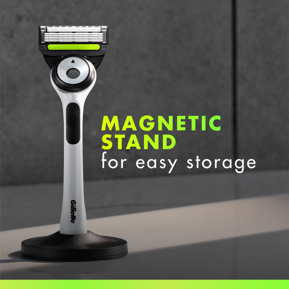 Gillette Labs Exfoliating Razor Handle with Magnetic Stand + 2 Refill Blades - Pat Cummins
