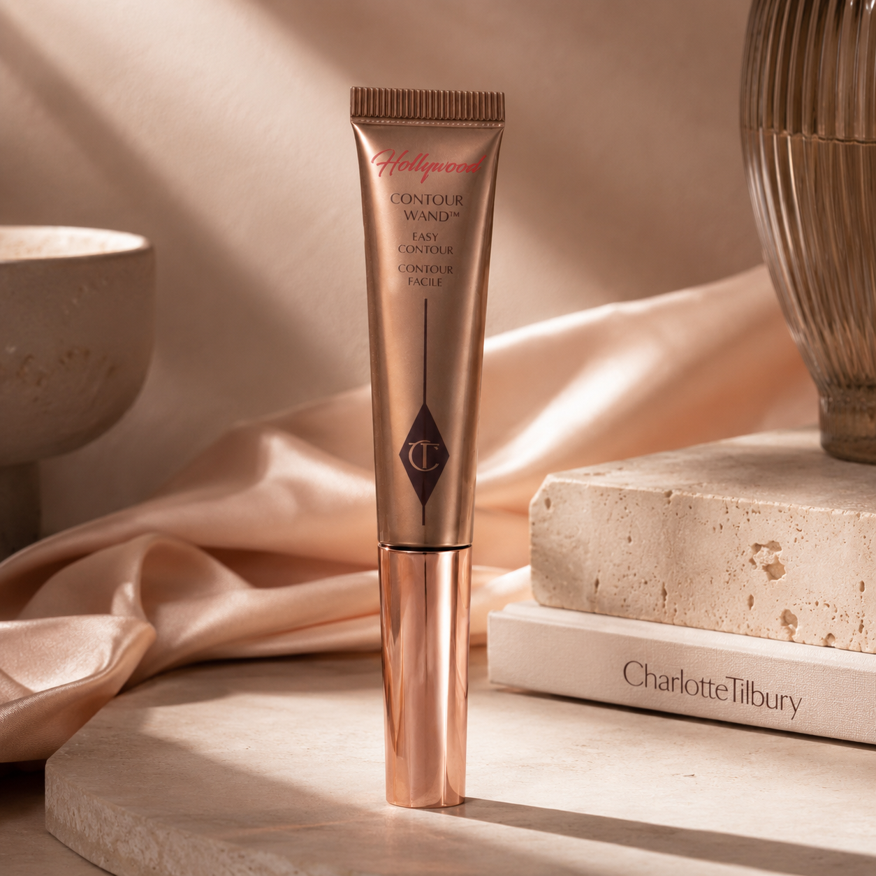 Charlotte Tilbury Hollywood Contour Wand 12mL - Fair-Medium