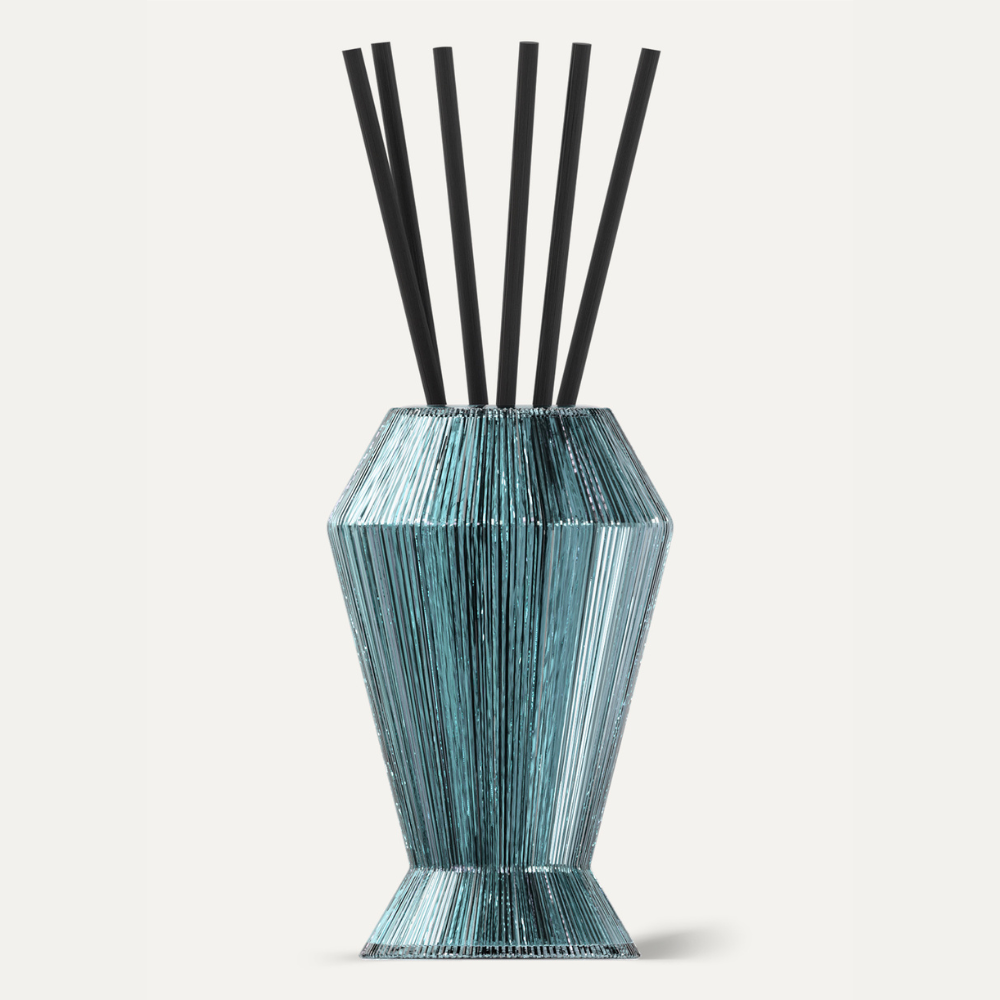 The Aromatherapy Co. Maison Diffuser 800mL - D'Anjou Pear & Suede