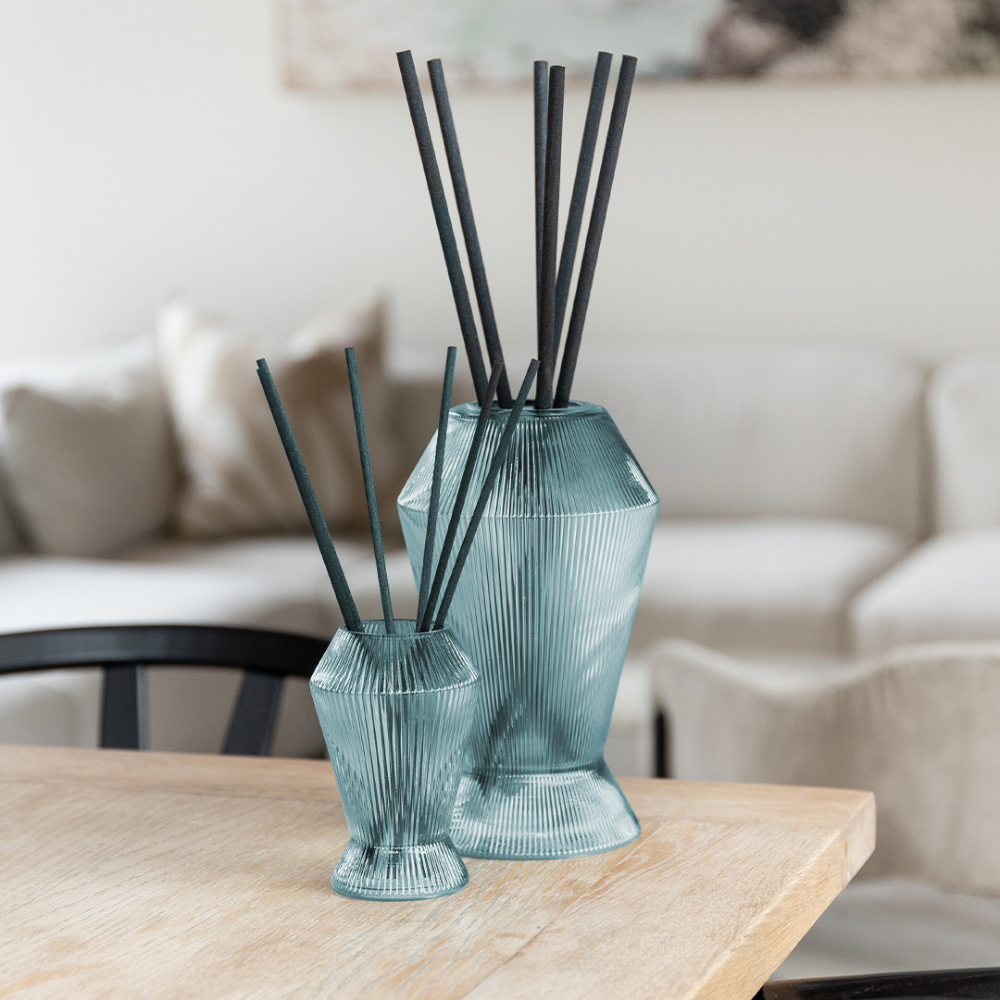 The Aromatherapy Co. Maison Diffuser 800mL - D'Anjou Pear & Suede