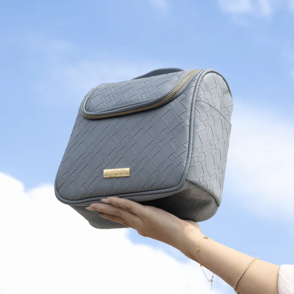 MOR Boutique Sardinia Travel Case - Woven Blue